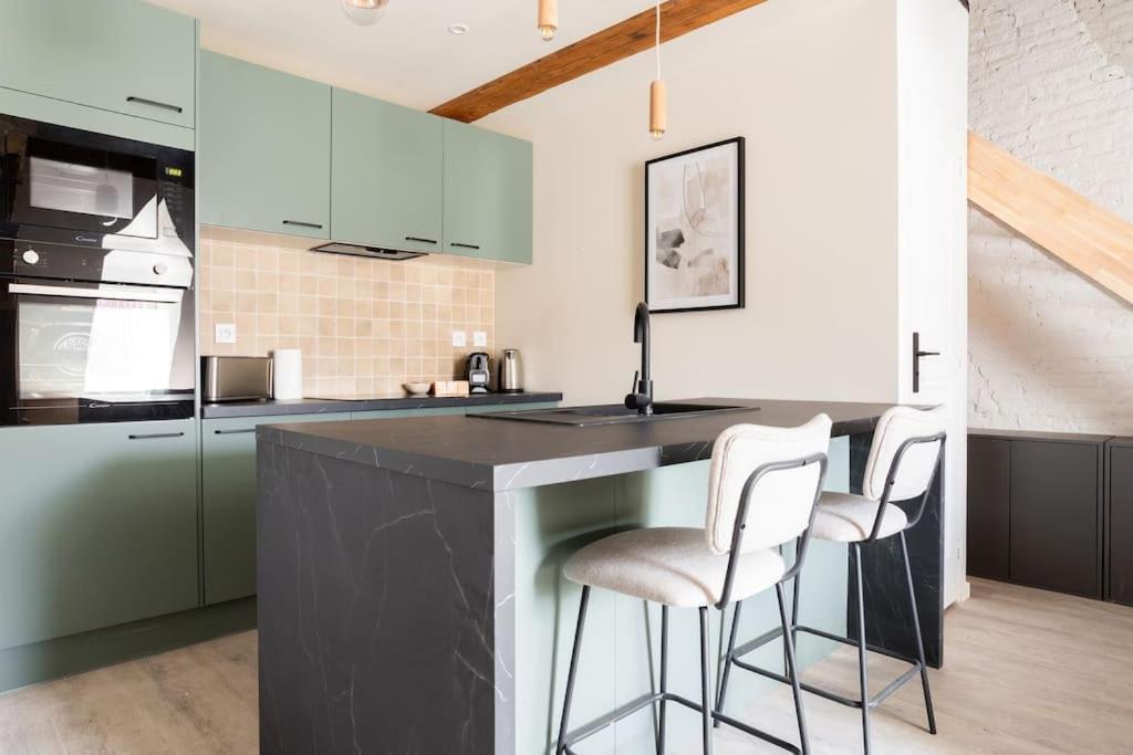 L'Elegant - Appartement Fonctionnel Plein-Centre De Дуе Екстериор снимка